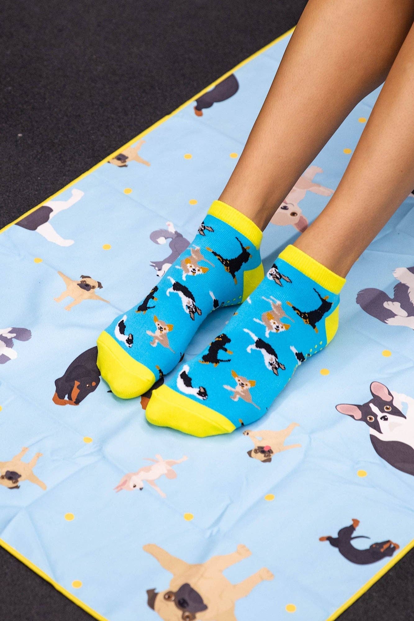 CHEEKY WINX - Grippy Yoga Pups Socks