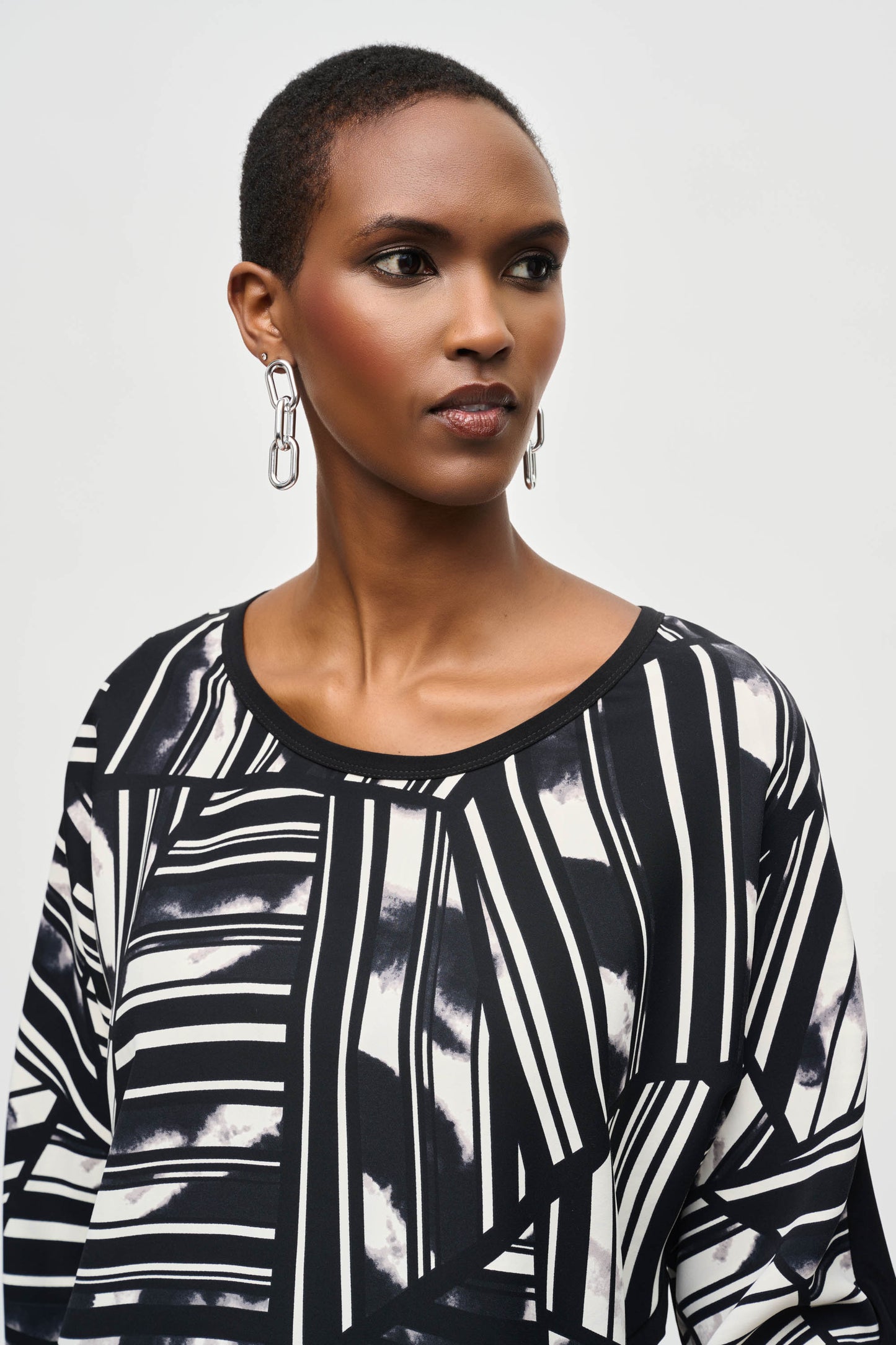 JOSEPH RIBKOFF - Woven Abstract Print Top