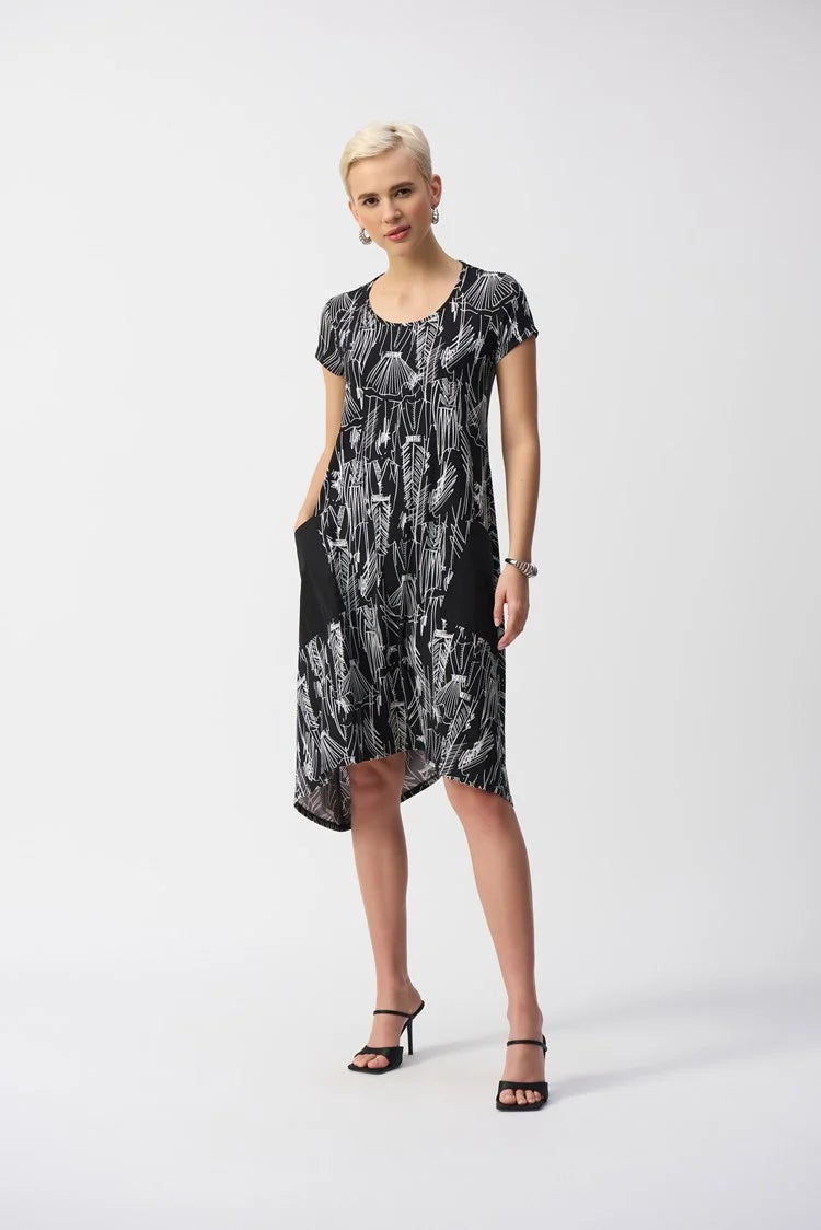 JOSEPH RIBKOFF - Silky Knit Conversational Print Cocoon Dress