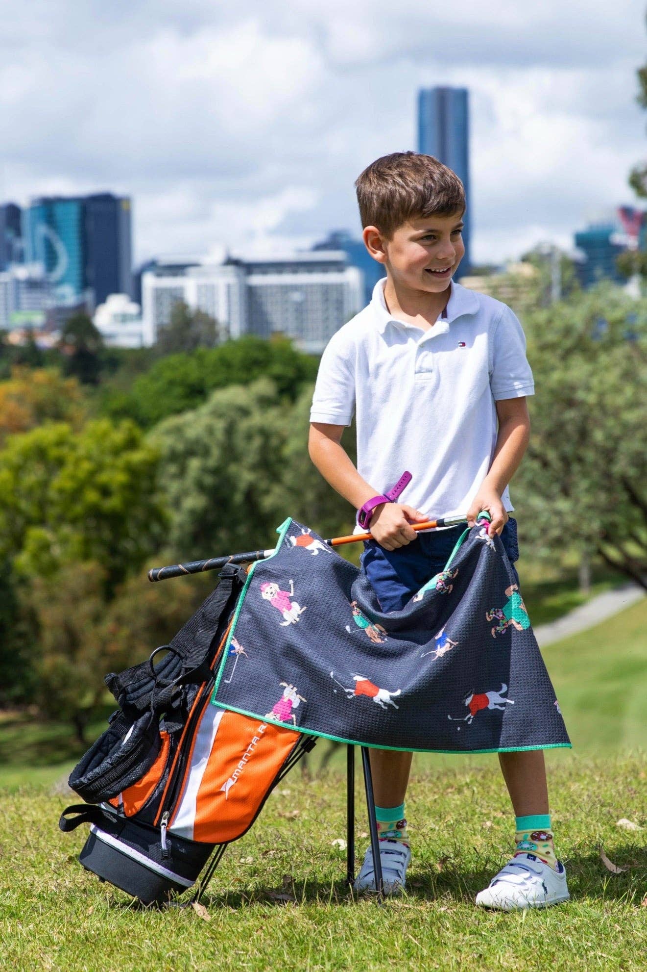 CHEEKY WINX - Dogs On The Green Golf Towel