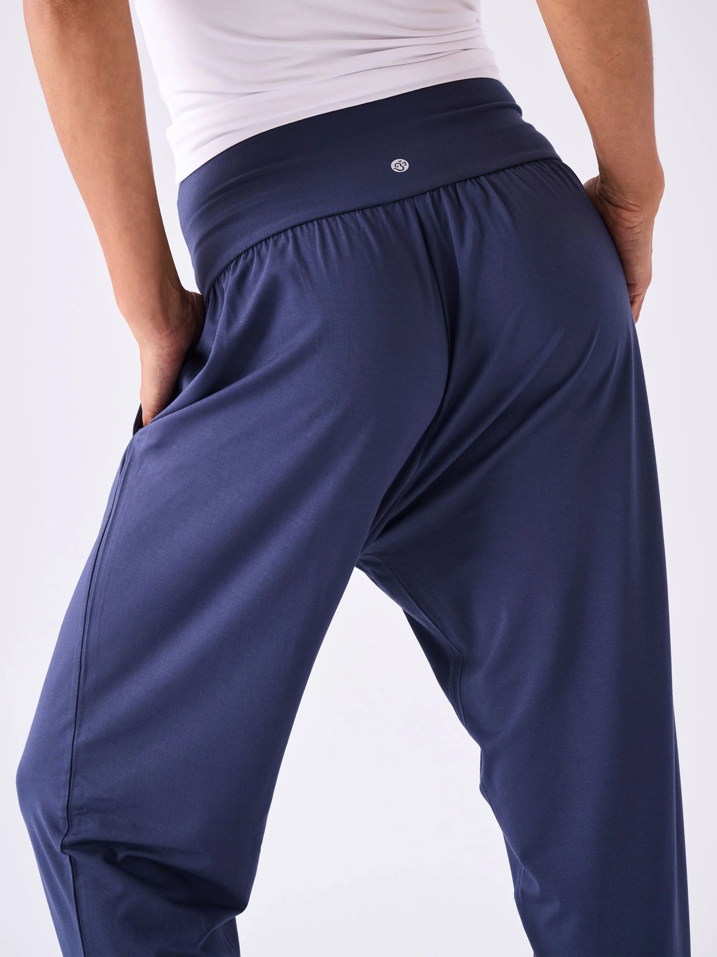 DHARMA BUMS - Nomad Relaxed Pant (Navy)