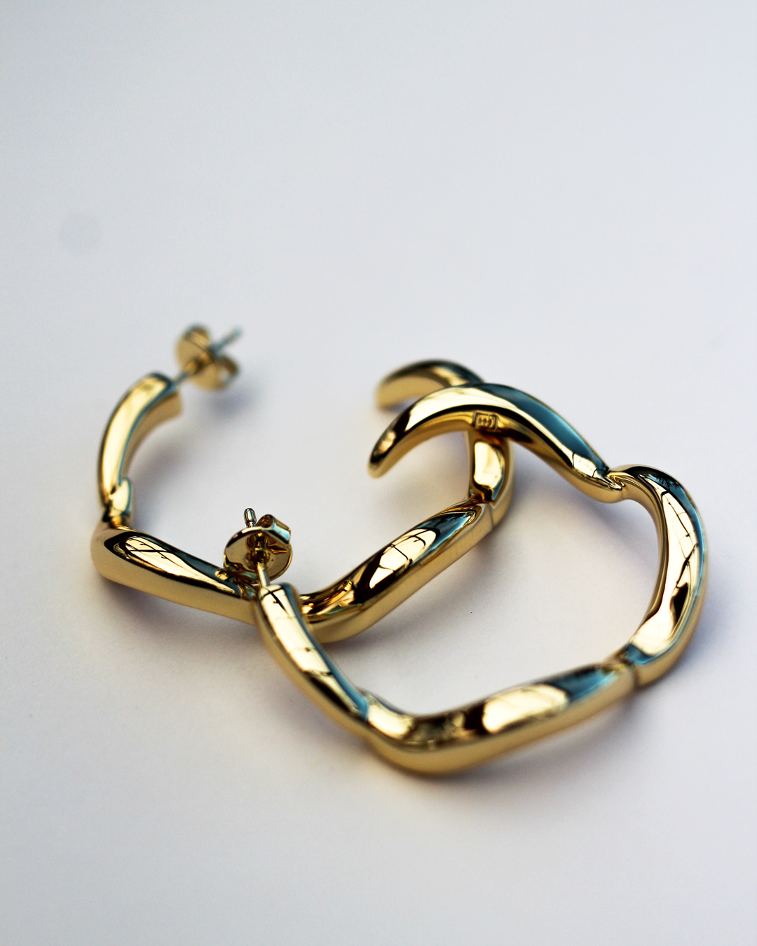 F&H STUDIOS - Wave Hoop Earrings