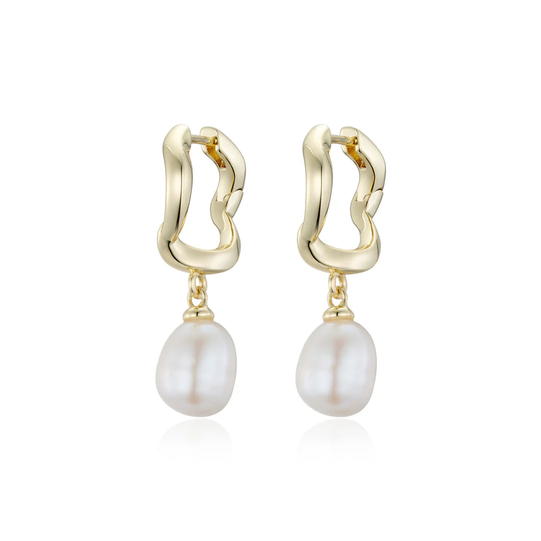 F&H STUDIOS - Wave Huggies with Pearl Earrings