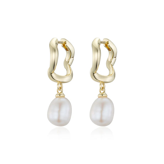 F&H STUDIOS - Wave Huggies with Pearl Earrings