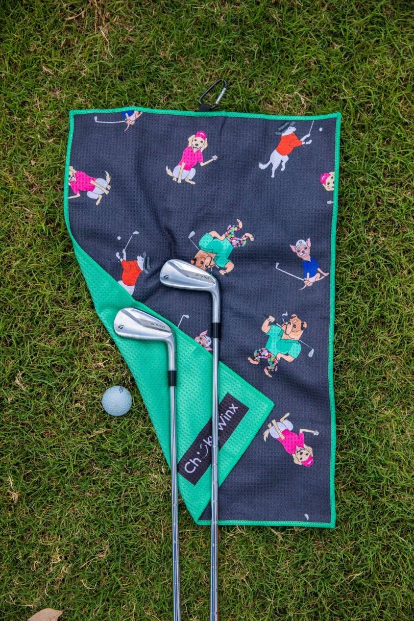 CHEEKY WINX - Dogs On The Green Golf Towel